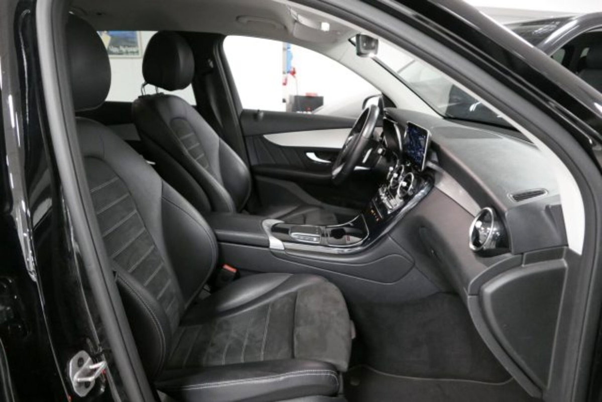 Mercedes-Benz GLC SUV 220 d 4Matic Premium (8)