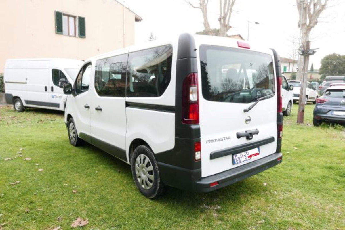 Nissan Primastar 2.0 dCi 110CV PC-TN Bus (5)