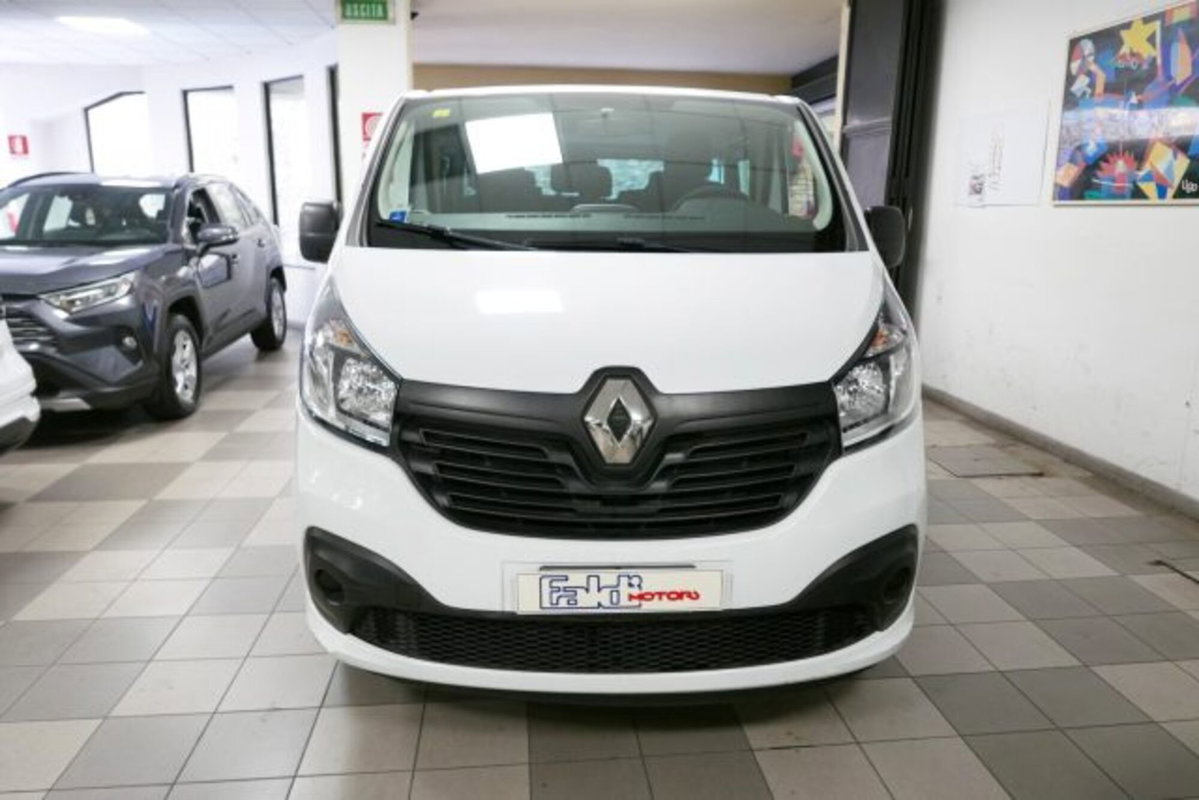 Renault Trafic Furgone T29 1.6 dCi 125CV S&S PC-TN Zen Heavy (2)