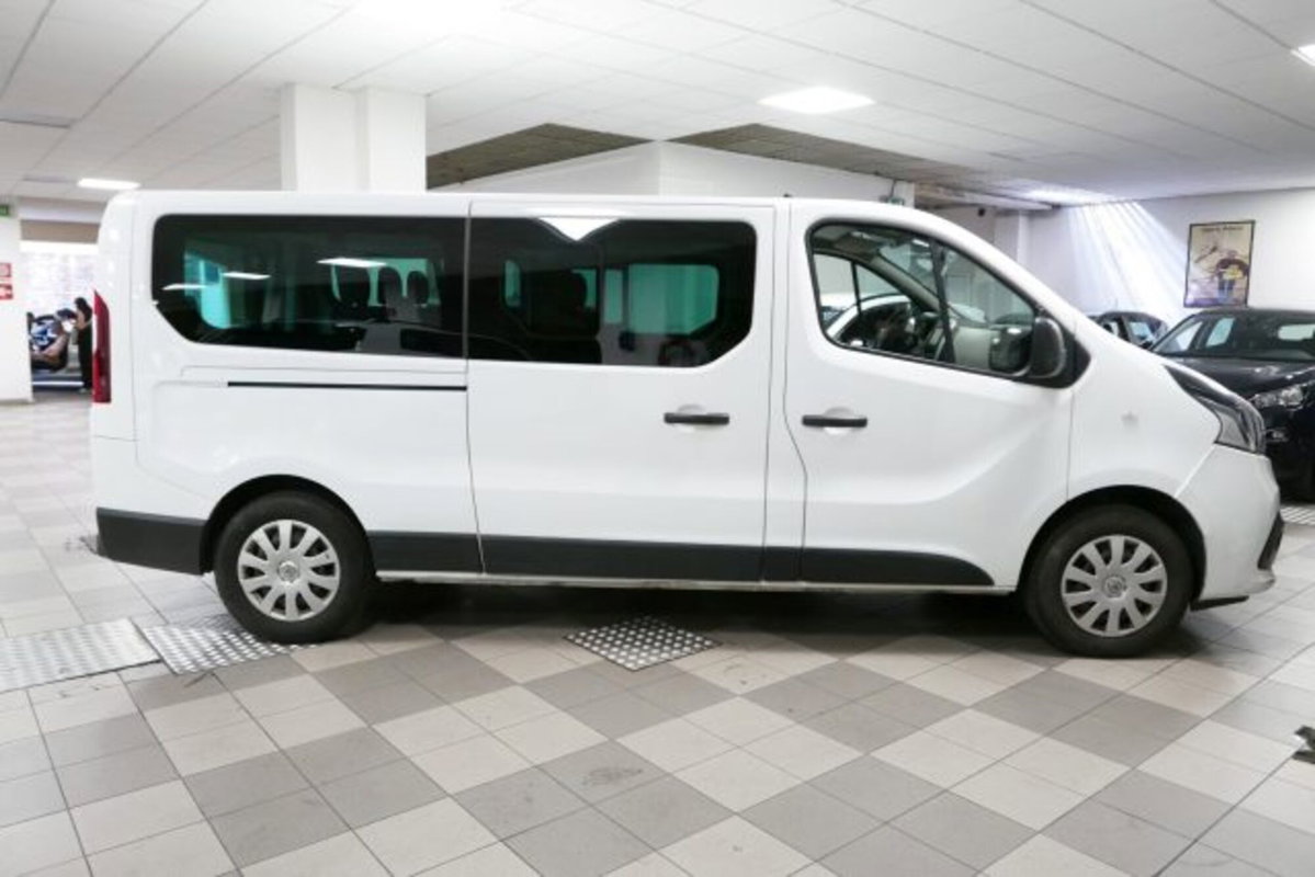 Renault Trafic Furgone T29 1.6 dCi 125CV S&S PC-TN Zen Heavy (3)