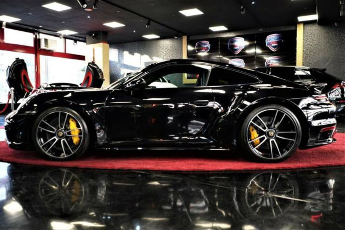 Porsche 911 Coupé Coupe 3.7 Turbo S auto (18)