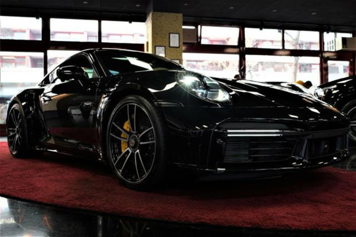 Porsche 911 Coupé Coupe 3.7 Turbo S auto (2)