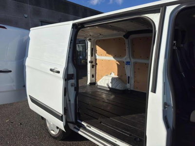 Ford Transit Custom Furgone 320 2.0 TDCi 130 PC-TN (17)