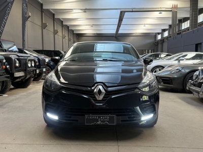 Renault Clio 1.2 75CV 5 porte Life (2)