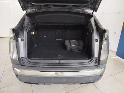 Peugeot 3008 Hybrid 225 e-EAT8 Allure (11)