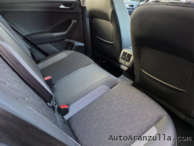 Volkswagen T-Roc 2.0 tdi Life 150cv dsg (18)