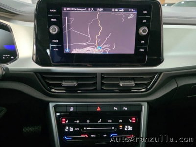 Volkswagen T-Roc 2.0 tdi Life 150cv dsg (15)