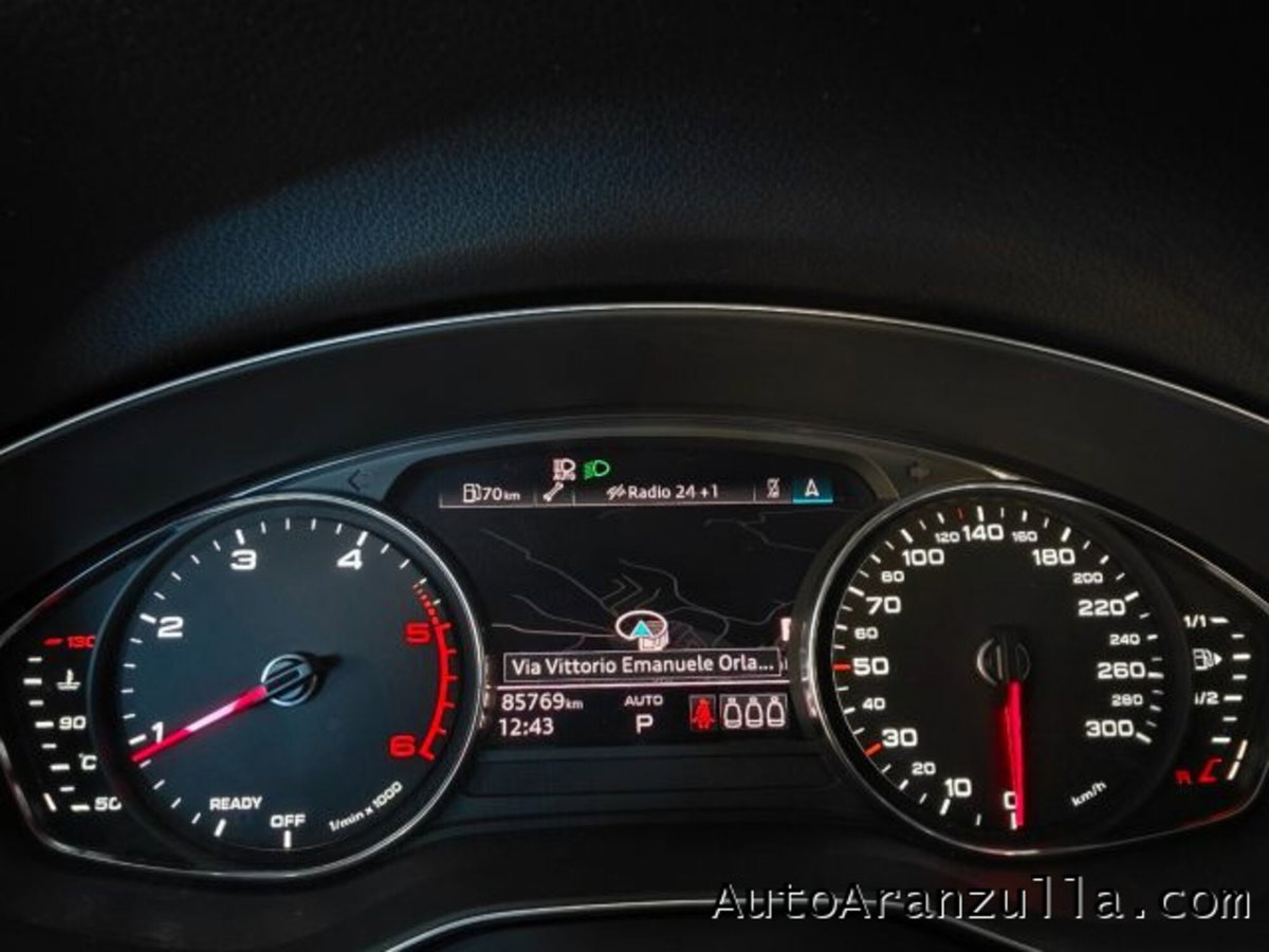 Audi Q5 40 TDI 204 CV quattro S tronic Business (12)