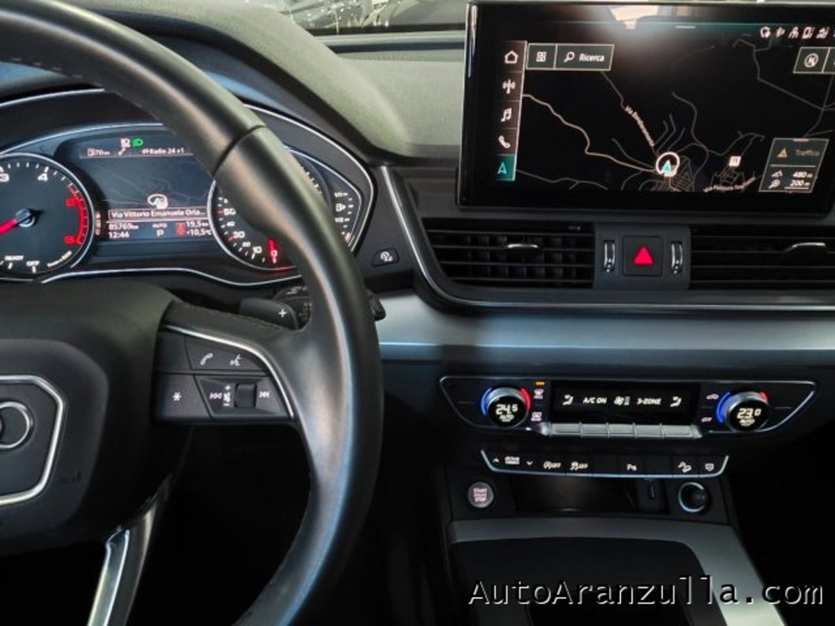Audi Q5 40 TDI 204 CV quattro S tronic Business (13)