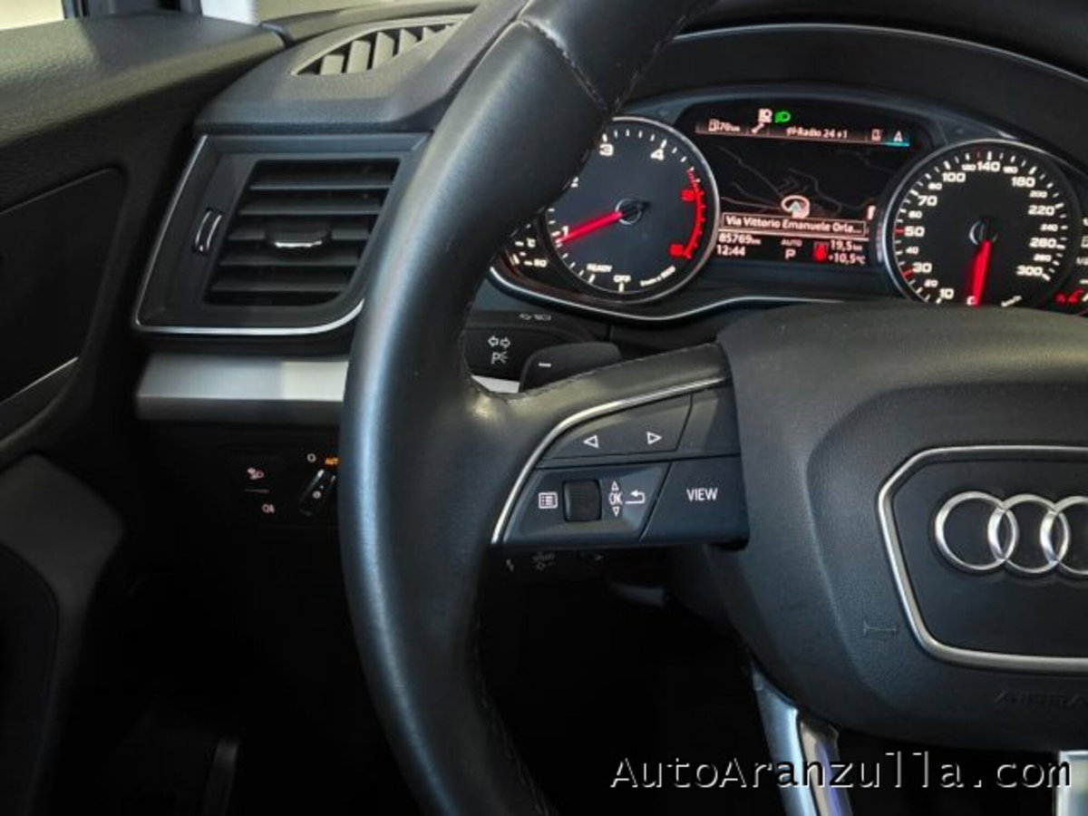 Audi Q5 40 TDI 204 CV quattro S tronic Business (14)