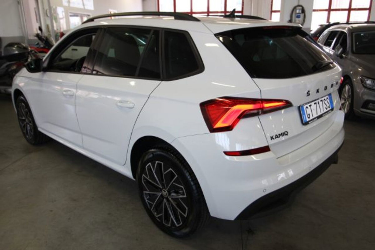 Skoda Kamiq 1.0 TSI 110 CV DSG Style (4)