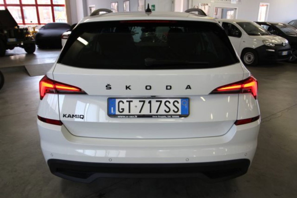 Skoda Kamiq 1.0 TSI 110 CV DSG Style (6)
