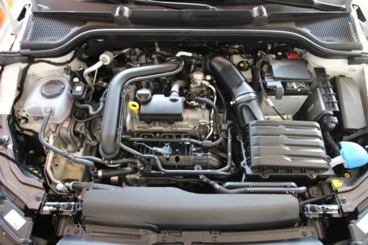 Skoda Kamiq 1.0 TSI 110 CV DSG Style (9)