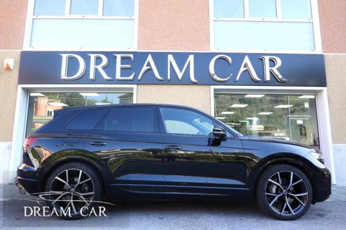 Volkswagen Touareg 3.0 V6 tdi scr R-Line Final Edition 231cv auto (6)