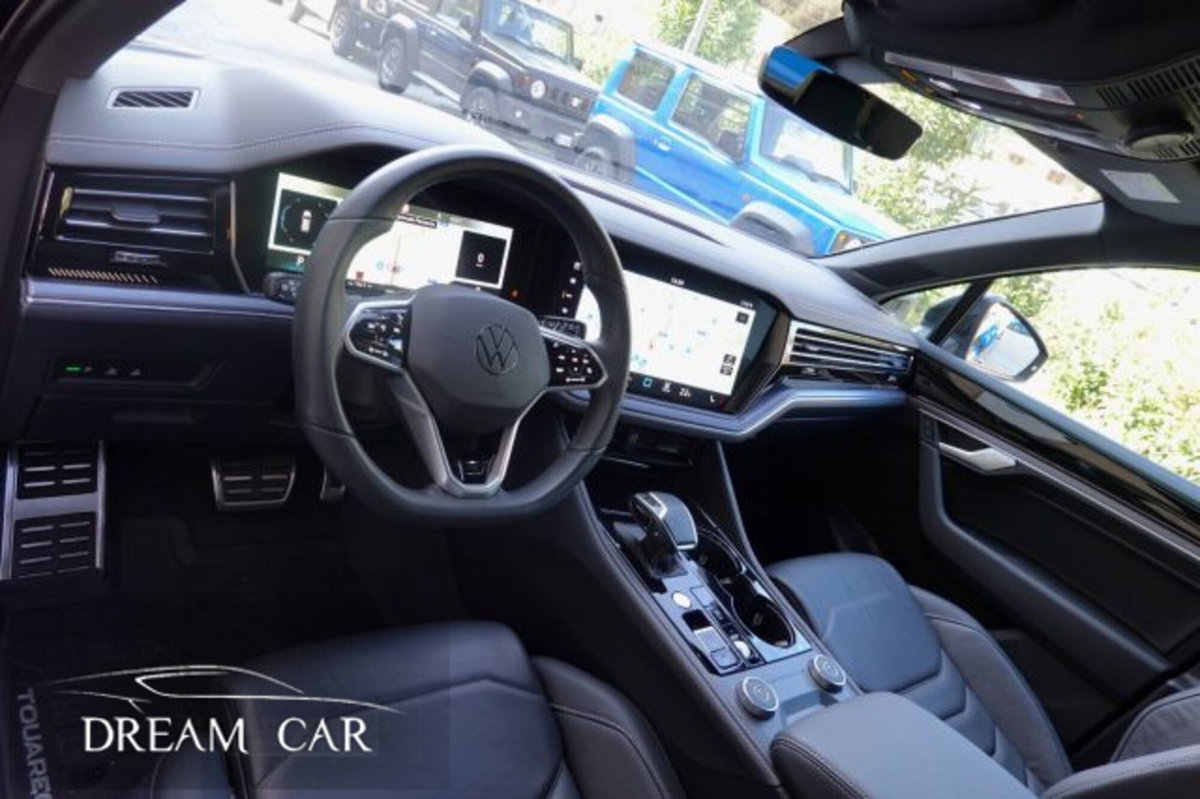 Volkswagen Touareg 3.0 V6 tdi scr R-Line Final Edition 231cv auto (9)