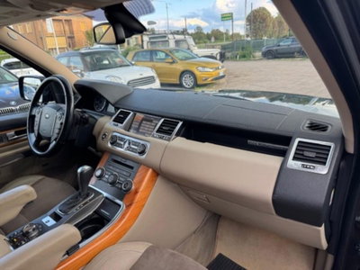 Land Rover Range Rover Sport 3.0 SDV6 HSE (8)