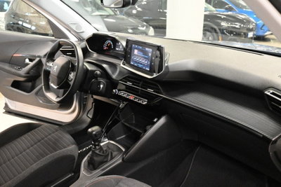 Peugeot 2008 PureTech 100 S&S Active Pack (10)