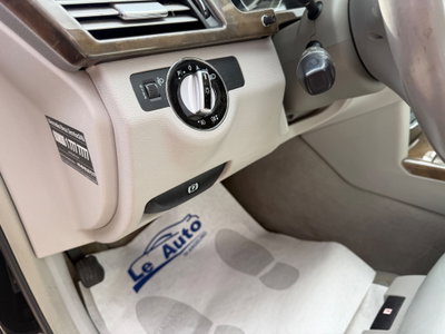 Mercedes-Benz Classe E 220 CDI BlueEFFICIENCY Avantgarde AMG (15)