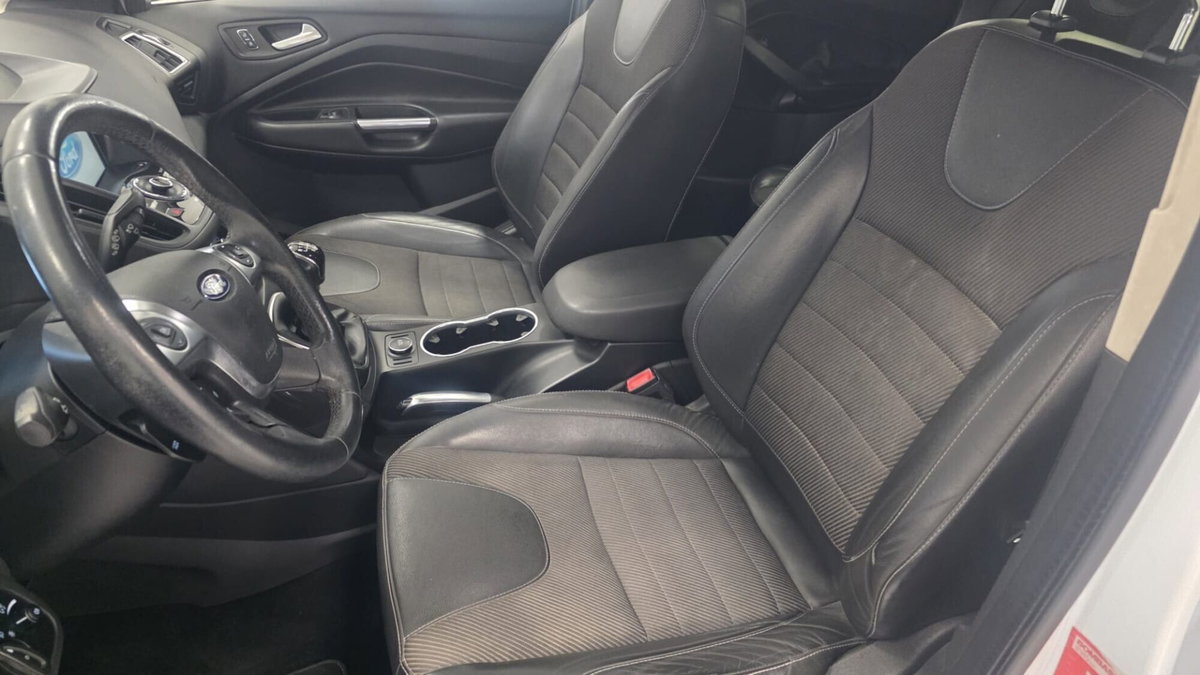 Ford Kuga 2.0 TDCI 120 CV S&S 2WD Business N1 (15)