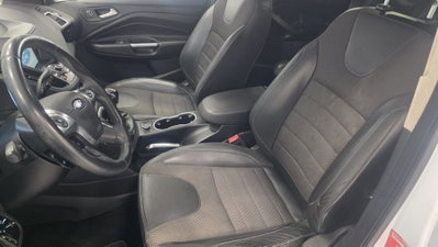 Ford Kuga 2.0 TDCI 120 CV S&S 2WD Business N1 (15)