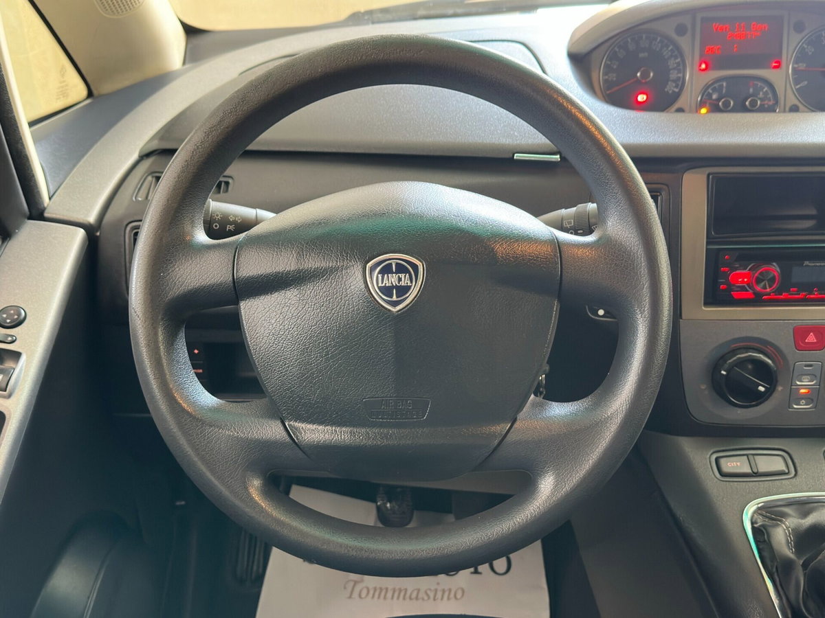 Lancia Musa 1.3 Multijet 16V 90 CV Platino (11)