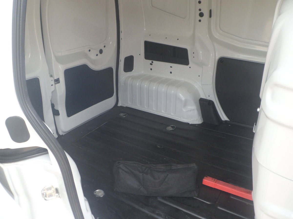 Fiat Fiorino 1.3 MJT 95CV Furgone (6)