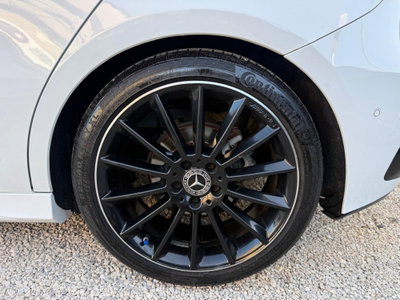 Mercedes-Benz Classe A 200 d Automatic Premium (9)