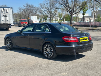 Mercedes-Benz Classe E 350 CDI BlueEFFICIENCY 4Matic Elegance (7)