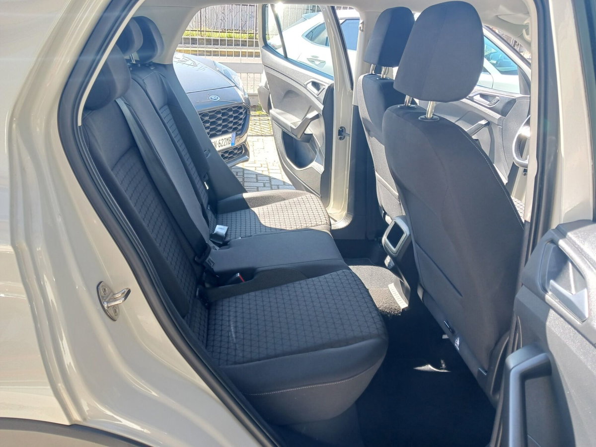 Volkswagen T-Cross 1.0 TSI 110 CV DSG Style (9)