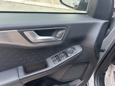 Ford Kuga 1.5 EcoBlue 120 CV aut. 2WD Titanium X (17)