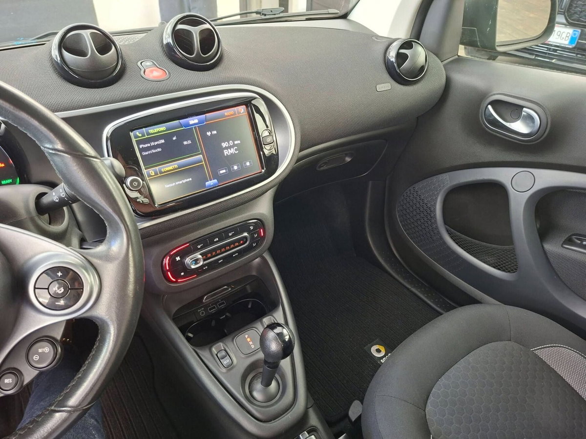 smart Fortwo EQ Passion Nightsky (12)