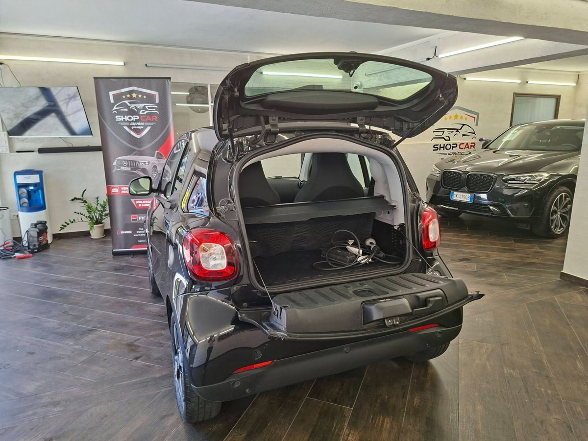 smart Fortwo EQ Passion Nightsky (17)