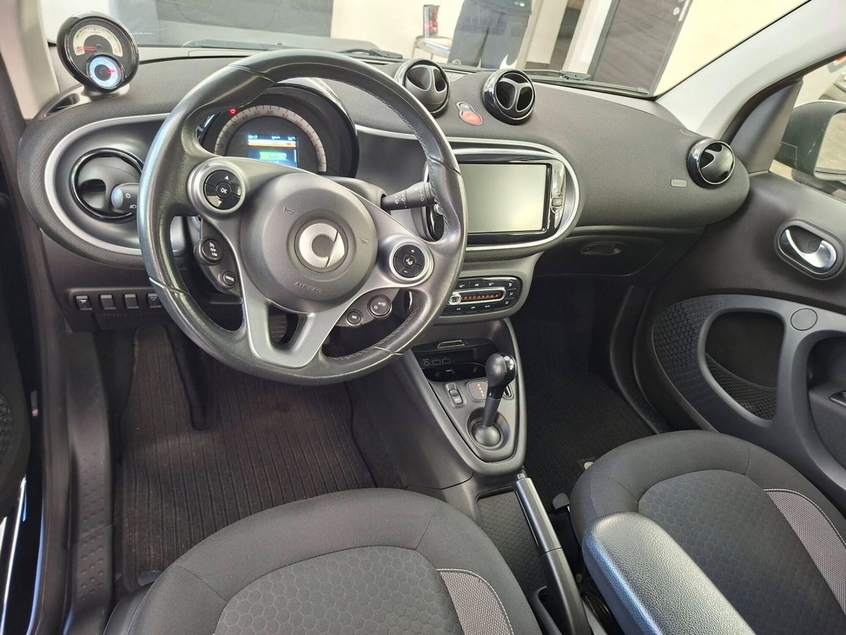 smart Fortwo EQ Passion Nightsky (2)
