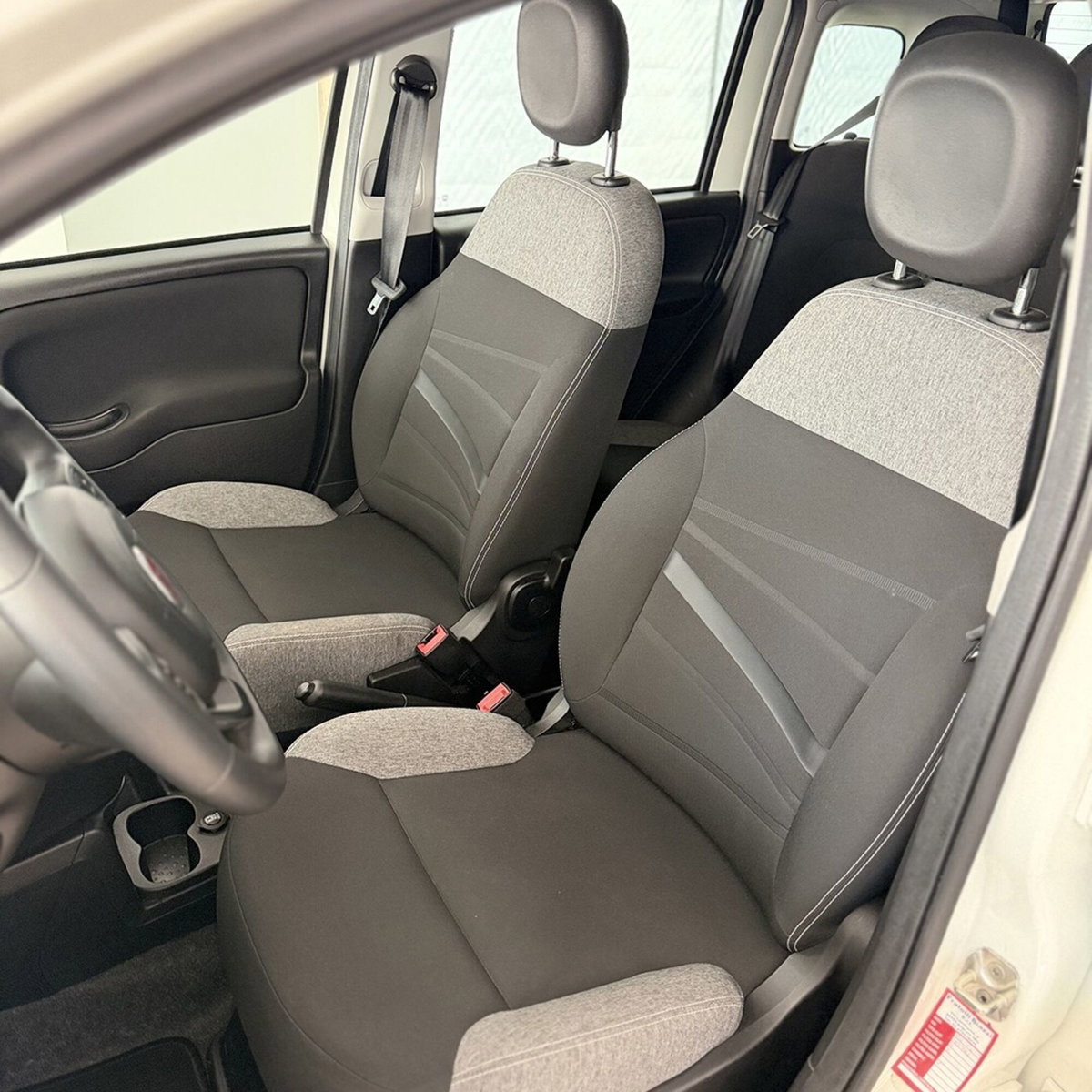 Fiat Panda 1.0 FireFly S&S Hybrid City Cross (5)