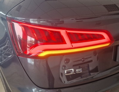 Audi Q5 35 TDI quattro S tronic (17)