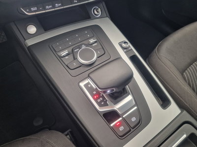 Audi Q5 35 TDI quattro S tronic (8)