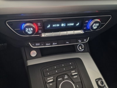 Audi Q5 35 TDI quattro S tronic (9)