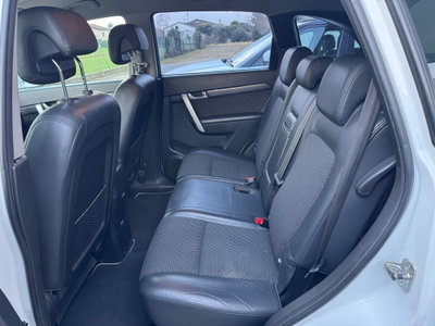Chevrolet Captiva 2.0 VCDi 2WD (11)