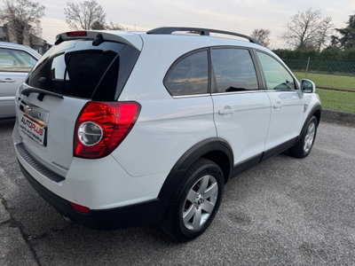 Chevrolet Captiva 2.0 VCDi 2WD (4)