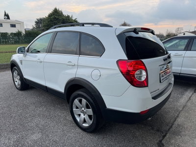 Chevrolet Captiva 2.0 VCDi 2WD (6)