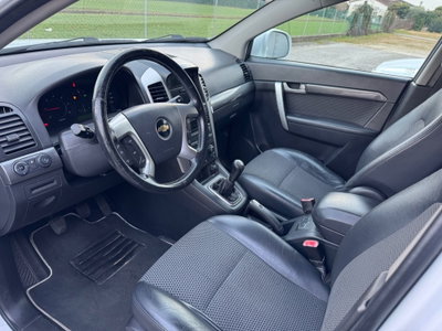 Chevrolet Captiva 2.0 VCDi 2WD (8)