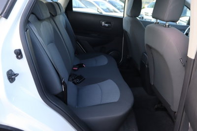 Nissan Qashqai 1.5 dCi DPF Tekna (16)