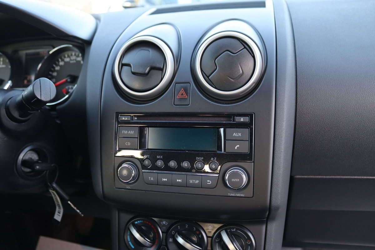 Nissan Qashqai 1.5 dCi DPF Tekna (19)