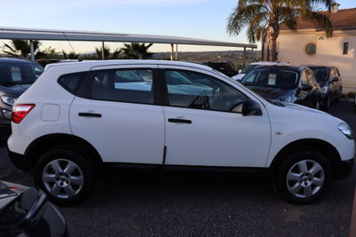 Nissan Qashqai 1.5 dCi DPF Tekna (4)