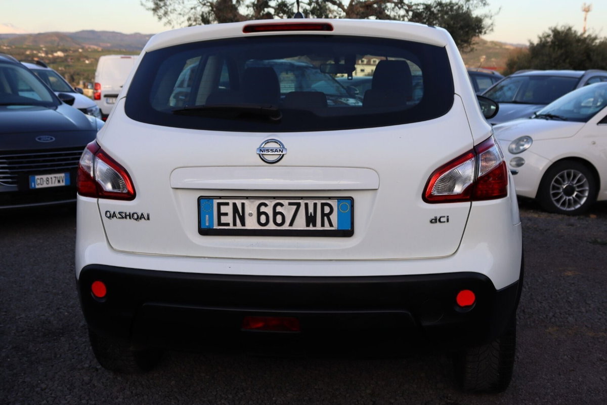 Nissan Qashqai 1.5 dCi DPF Tekna (6)
