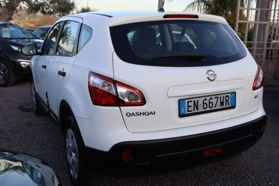 Nissan Qashqai 1.5 dCi DPF Tekna (7)