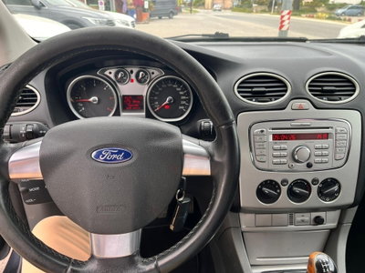 Ford Focus 1.6 TDCi (110CV) 5p. ECOnetic DPF (9)