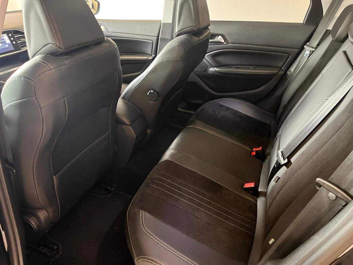 Peugeot 308 SW BlueHDi 180 S&S EAT8 GT (13)