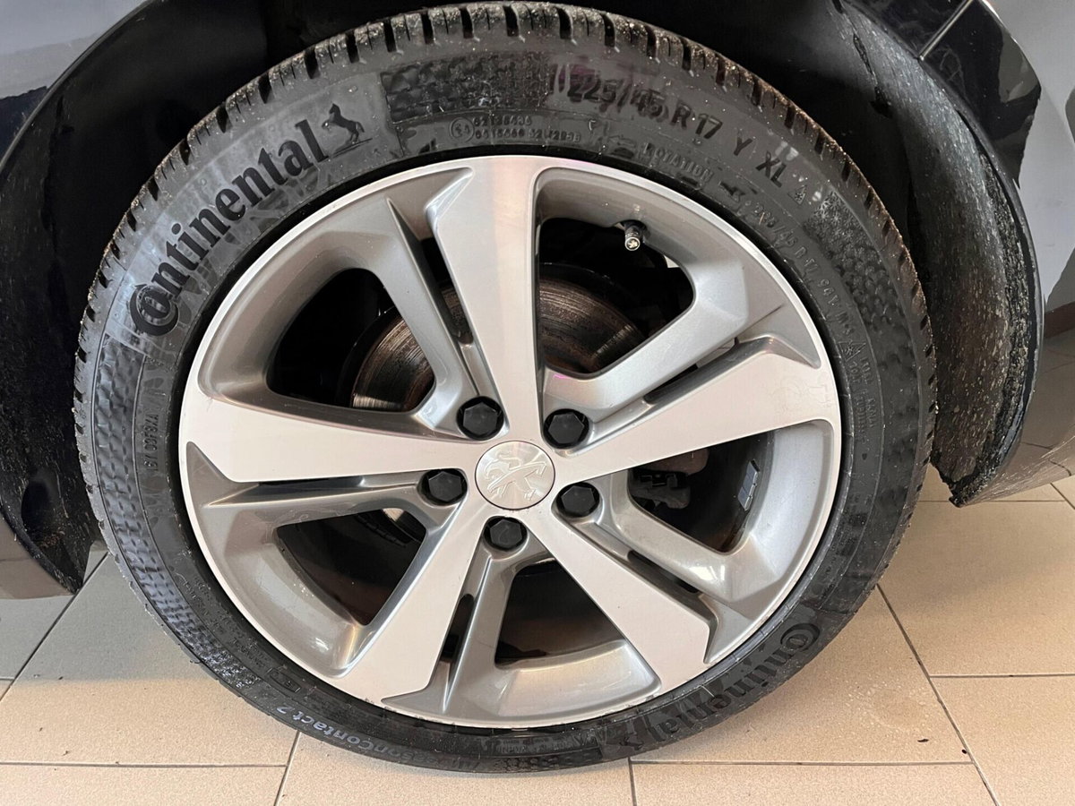 Peugeot 308 SW BlueHDi 180 S&S EAT8 GT (15)