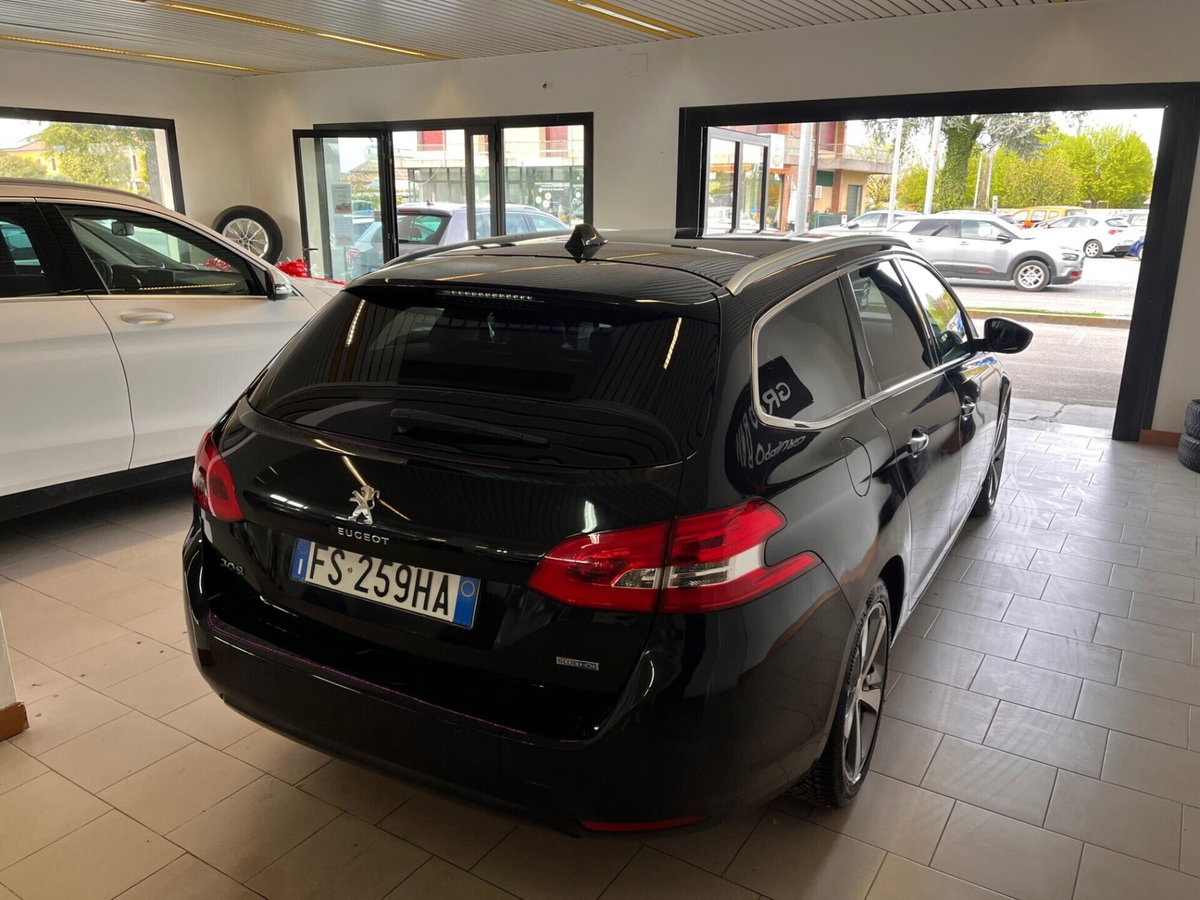 Peugeot 308 SW BlueHDi 180 S&S EAT8 GT (6)